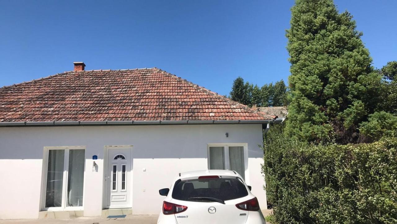 Lilly Apartment Palic Bagian luar foto