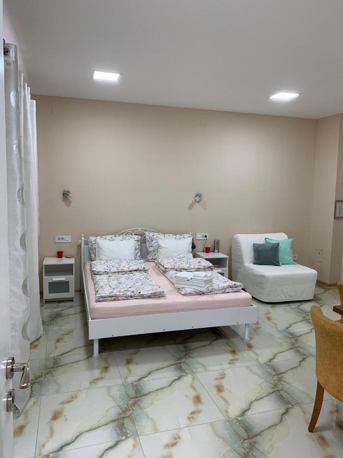 Lilly Apartment Palic Bagian luar foto