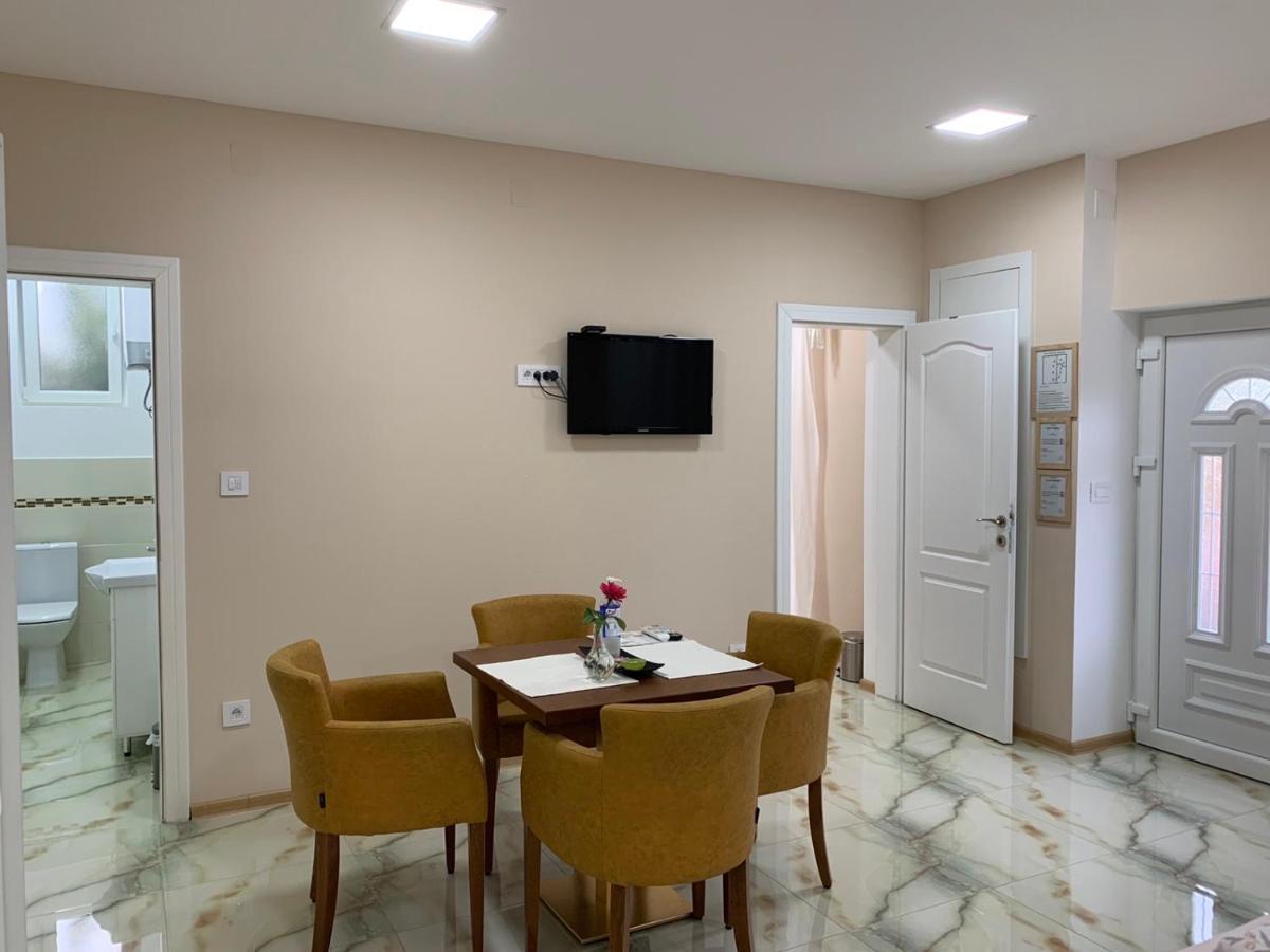 Lilly Apartment Palic Bagian luar foto